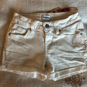 RSQ Women's Off-White Jean Shorts